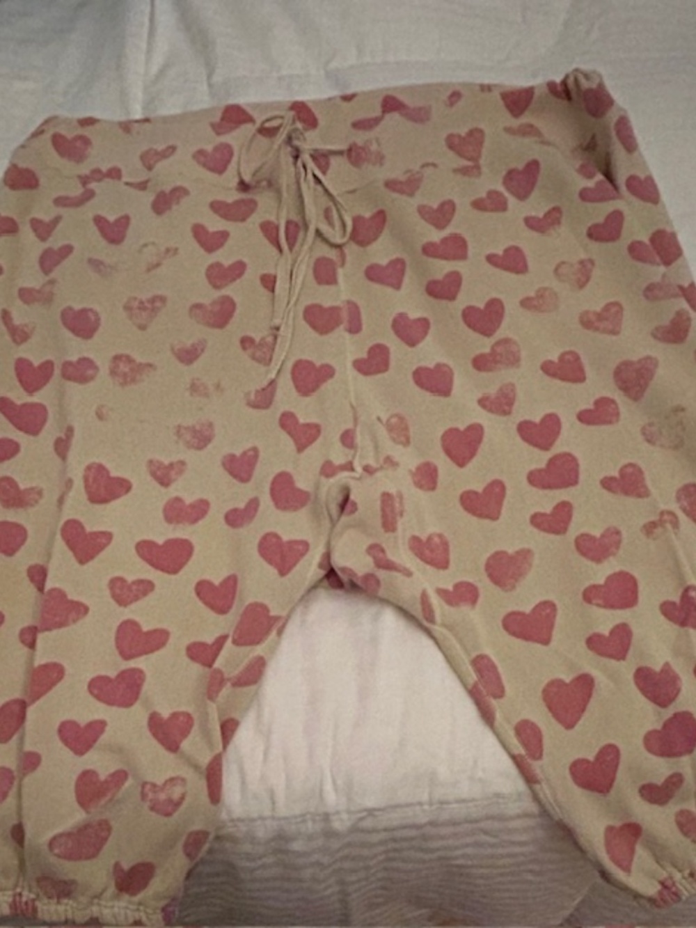 Magnolia Pearl Shorts 229 - Printed Cali Sweat Shorts - Ever Hearts - Picture 2 of 6